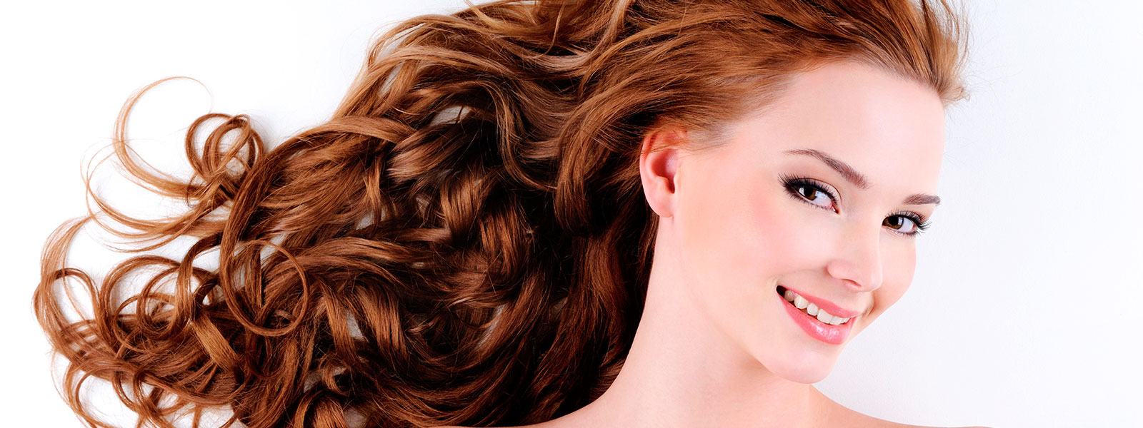 A importância da elasticidade capilar nos cuidados com os cabelos